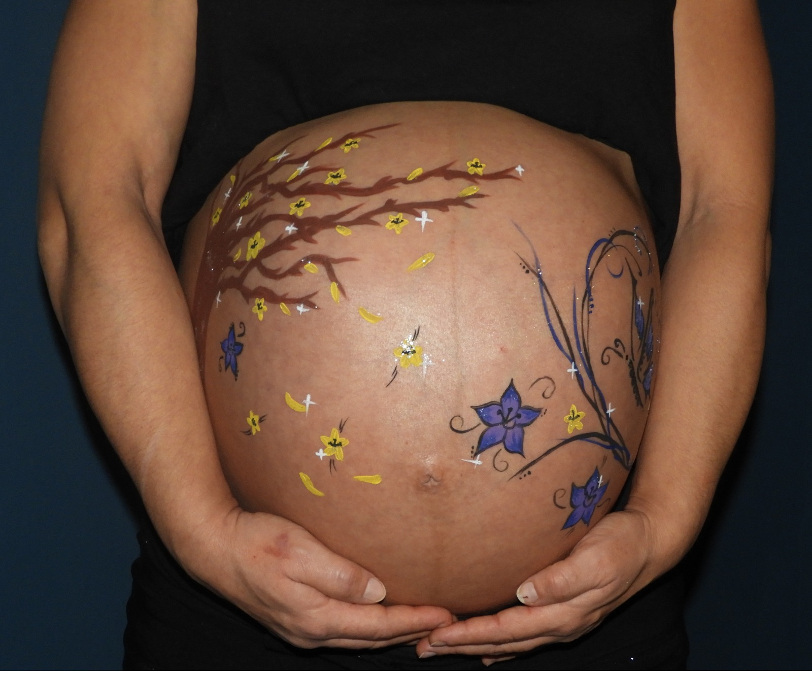 Belly painting poitiers